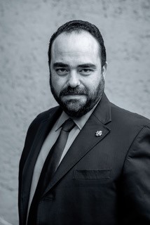 Dr. Oscar Cruz Barney